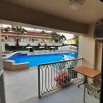 Golden Life Apart Otel