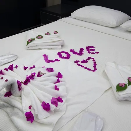 Golden Life Φετιγιέ