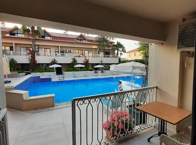 Golden Life Hotel de apartamente