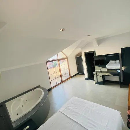 Golden Life فتحية