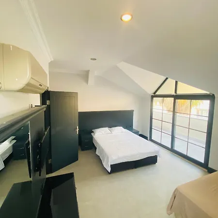 Golden Life شقة فندقية